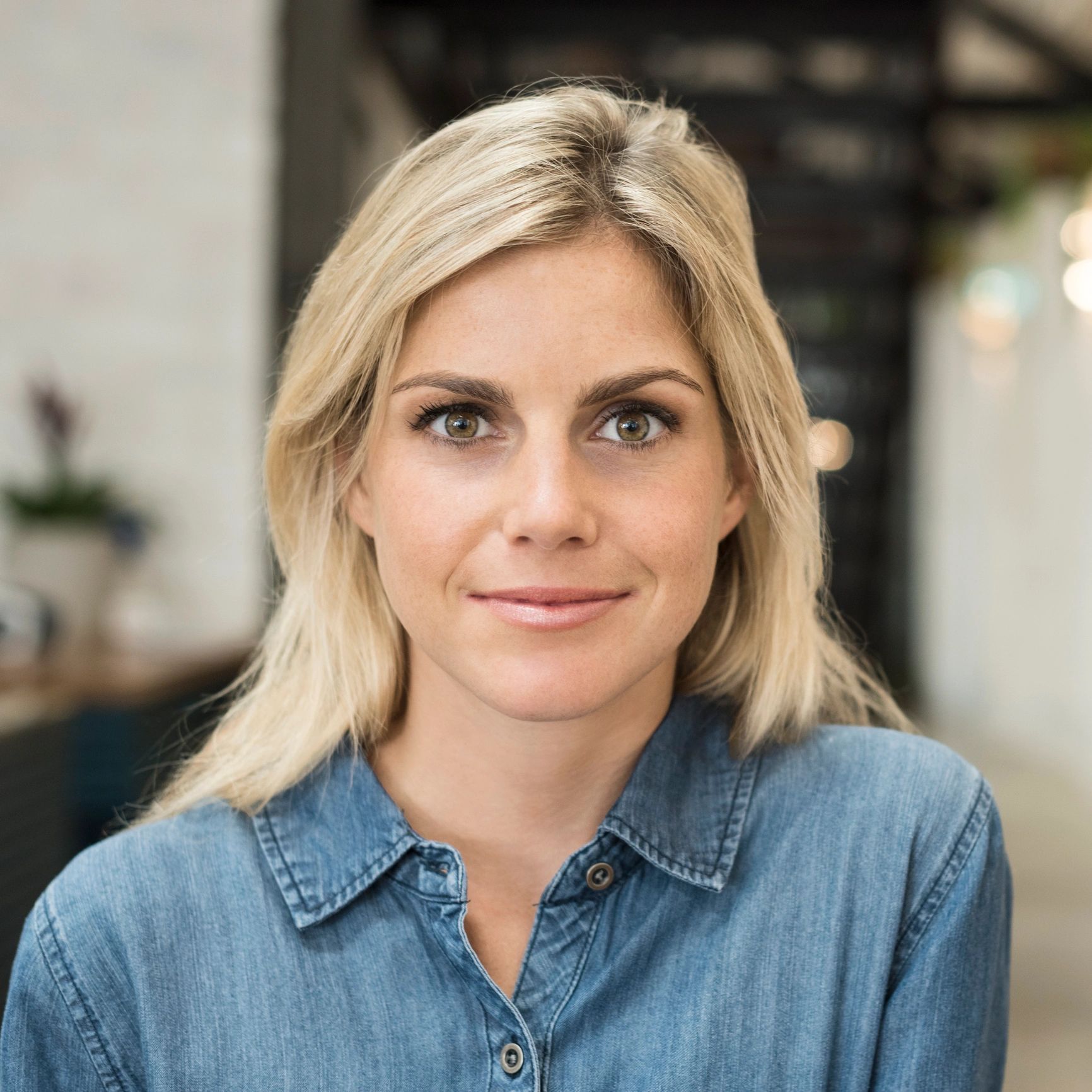 Portrait of Avery, a verified customer